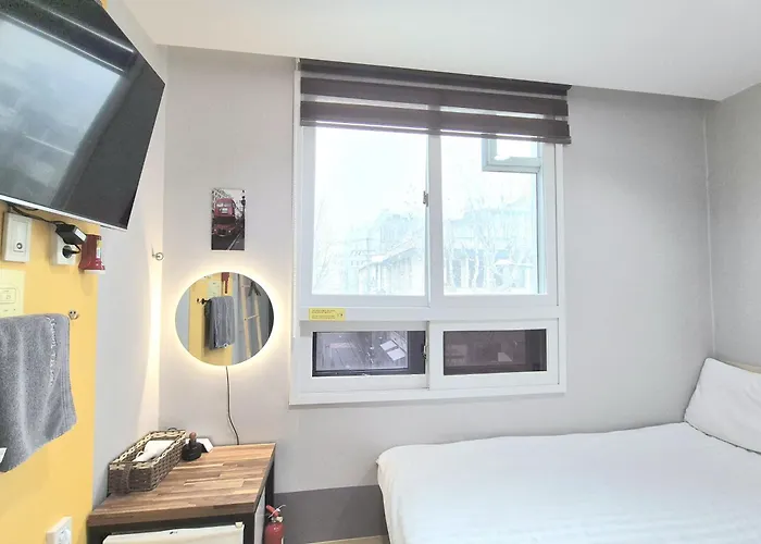 Hostel Tommy 50 Off Sale For 10Th Anniversary On 2026 Seoul